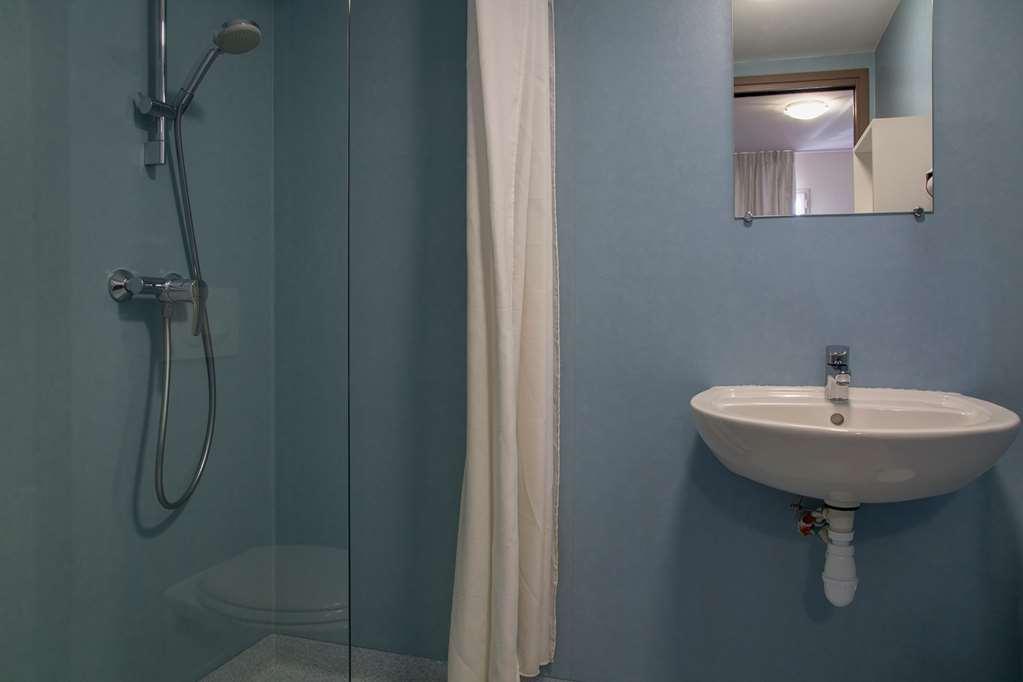The Originals Access, Hotel Cholet Gare Buitenkant foto